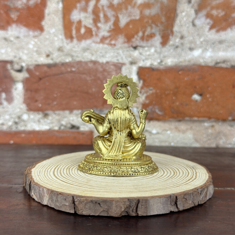 namu-dekoras-zalvarines-statulos-zalvarine-statula-gold-saraswati-1